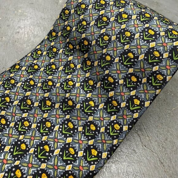 Hermes Tie Sunflower Pattern 100% Silk Made in France Satin 4" - Picture 2 of 5